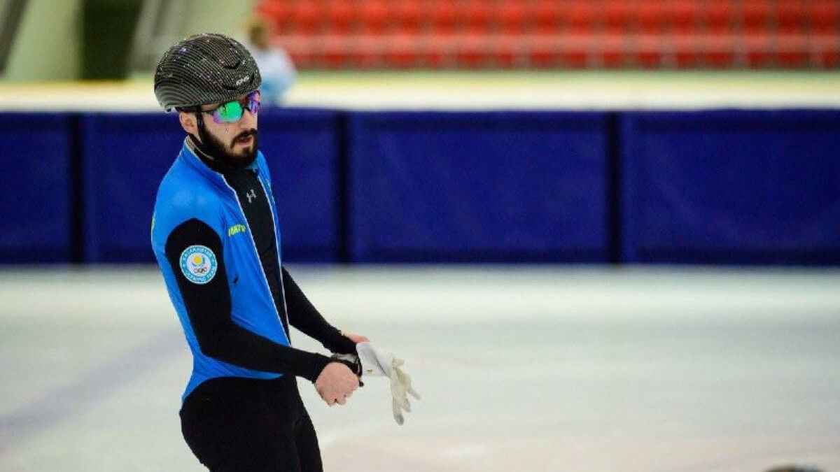 Денис Никиша, казахстанский конькобежец
