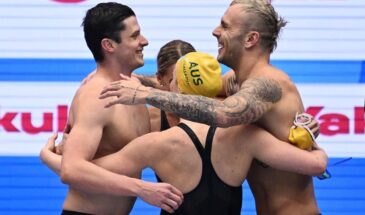 Пловцы сборной Австралии установили мировой рекорд в смешанной эстафете