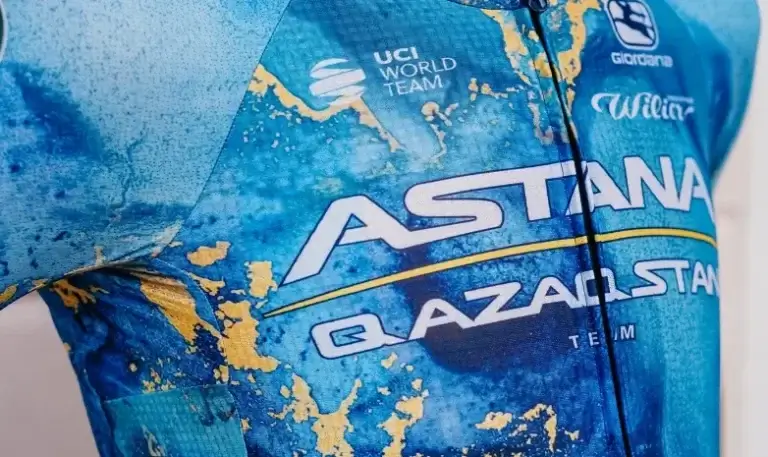 Стал известен размер дохода Astana Qazaqstan Team