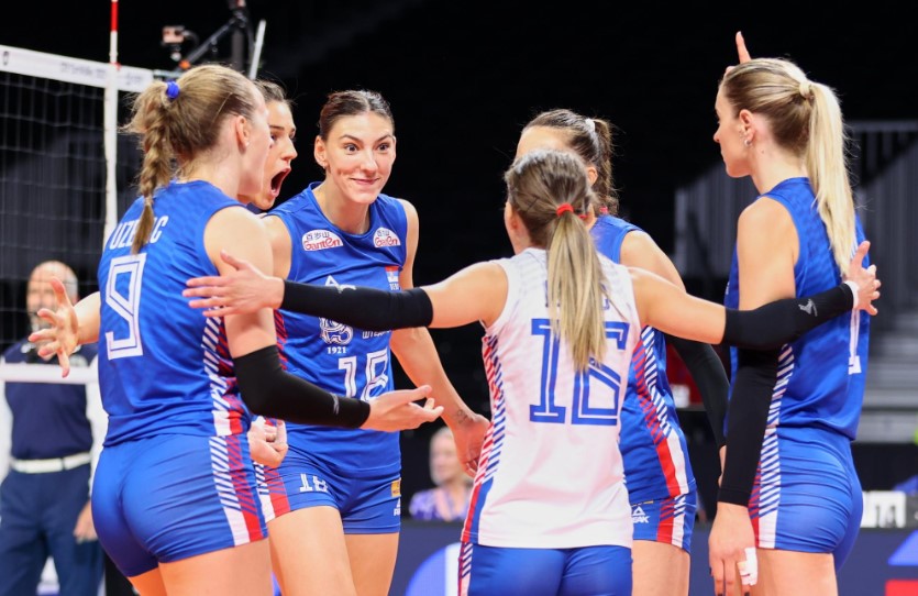 Сербия вышла в полуфинал Чемпионата Евро-2023 по волейболу среди женщин