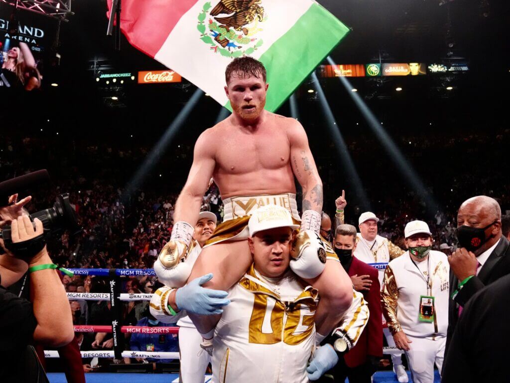 Canelo Alvarez Eddy Reynoso