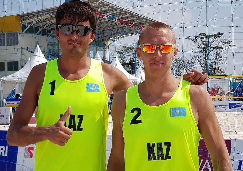 Казахстанские пляжные волейболисты прошли в четвертьфинал на Азиатских играх