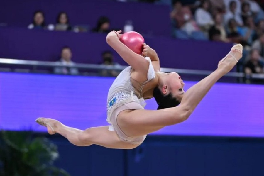 Сборная гимнастики завоевала серебро Азиады