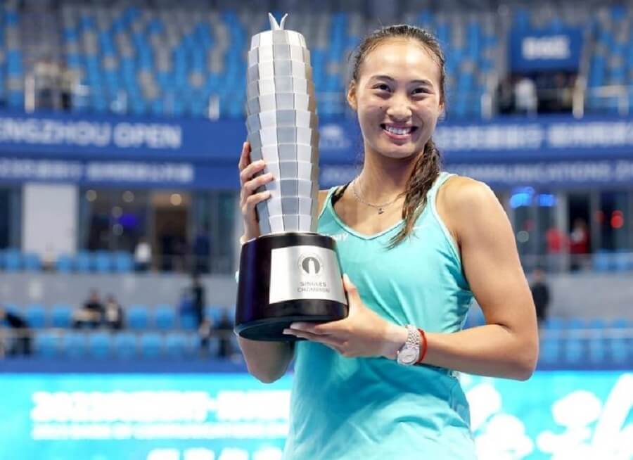 Чжэн Циньвэнь стала победительницей WTA-500 в Чжэнчжоу