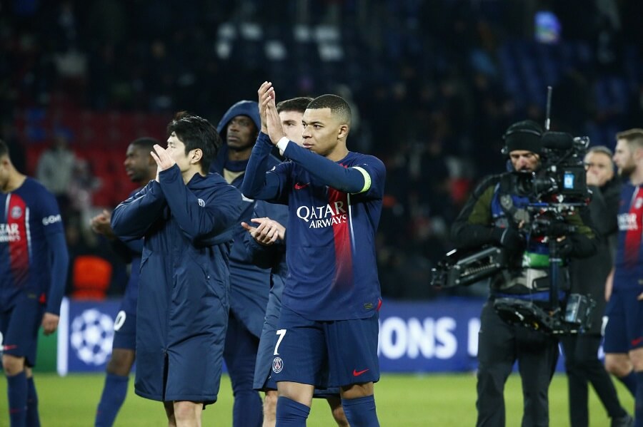 Гол Мбаппе спас "ПСЖ" от поражения в Лиге Чемпионов