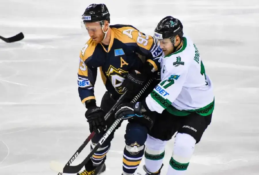 ХК "Кулагер" обыграл ХК "Алматы"