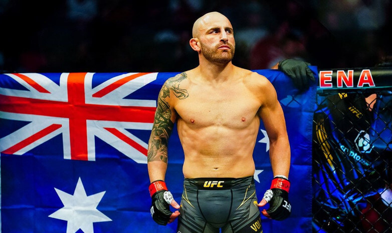 Александр Волкановски