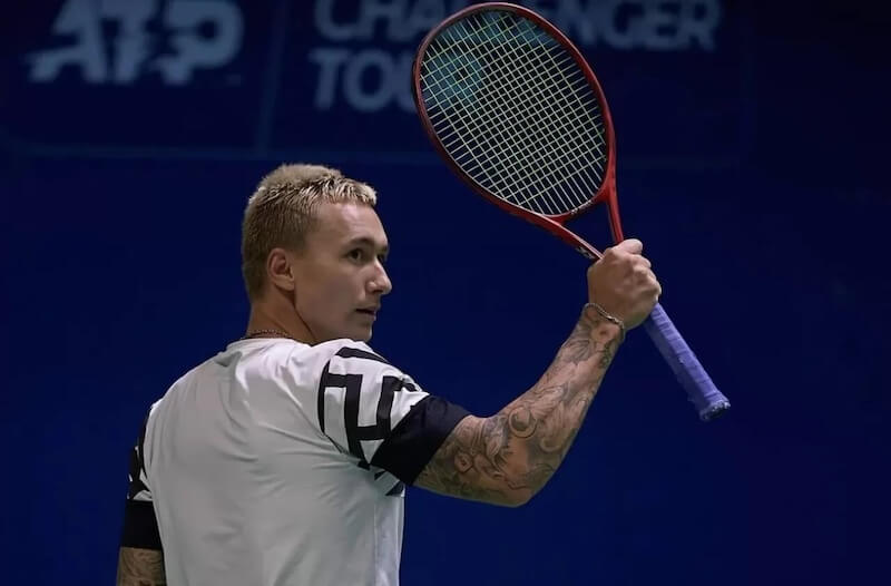Денис Евсеев пробился в четвертьфинал турнира в Швеции