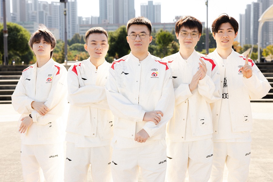 Китайский коллектив Weibo Gaming стал первым финалистом ЧМ-2023 по League of Legends