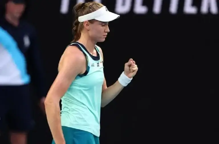 Елена Рыбакина вышла во второй круг Australian Open 2024