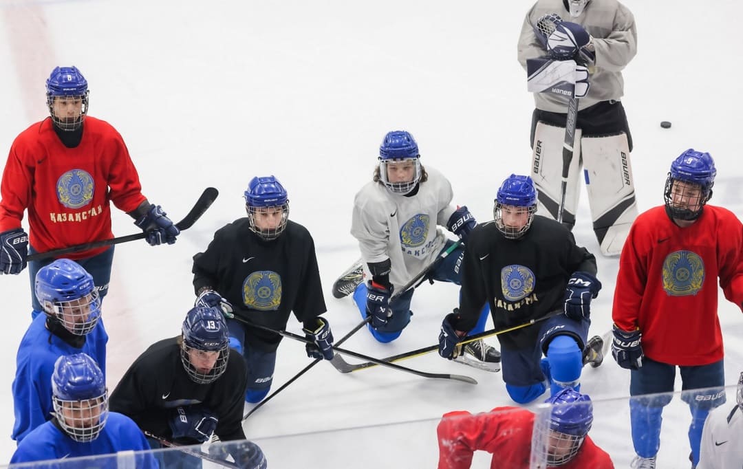Казахстанские хоккеисты начинают тренировки к Канвон-2024