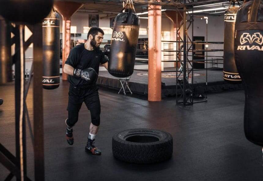 Ожидается анонс боя между Бетербиевым и Биволом