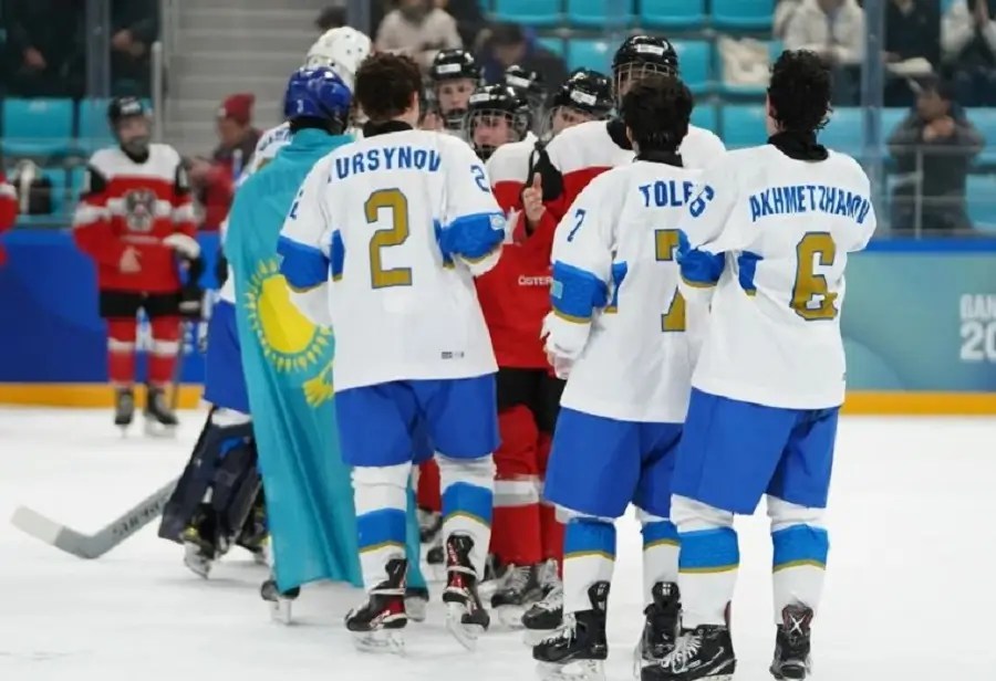 Юношеская сборная Казахстана по хоккею завоевала бронзу в Канвоне
