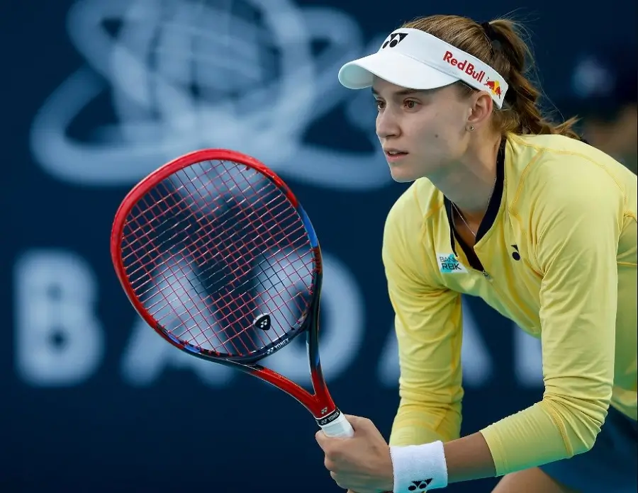 Елена Рыбакина вышла в полуфинал WTA-500 в Абу-Даби