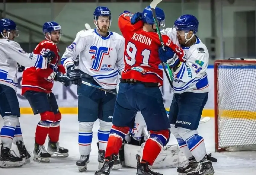 Определились все четвертьфинальные пары Pro Hockei Ligasy