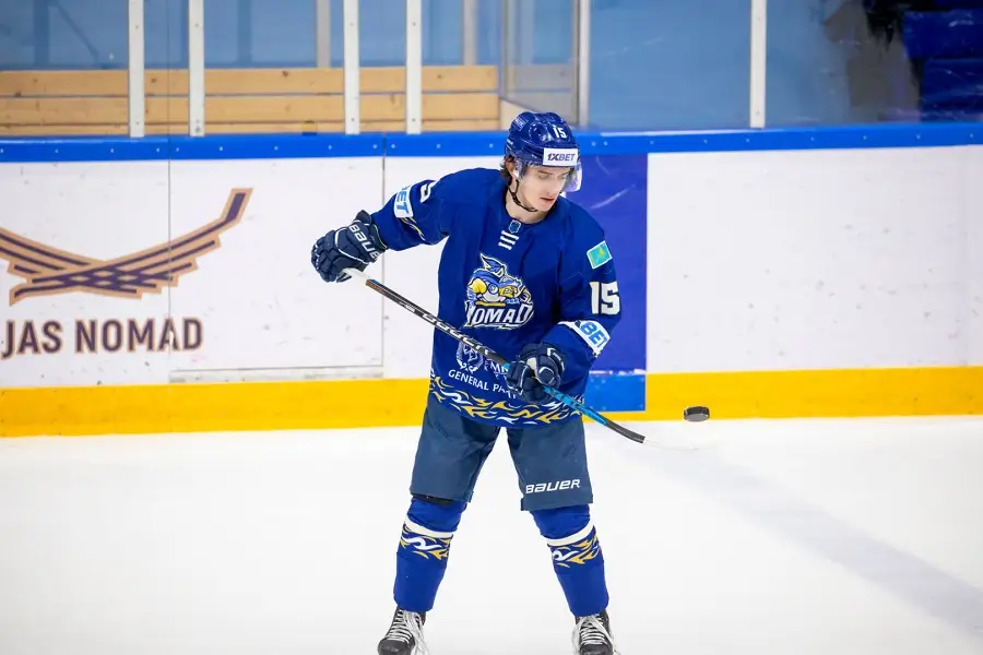 Артур Гатиятов стал лучшим игроком недели Чемпионата Казахстана по хоккею