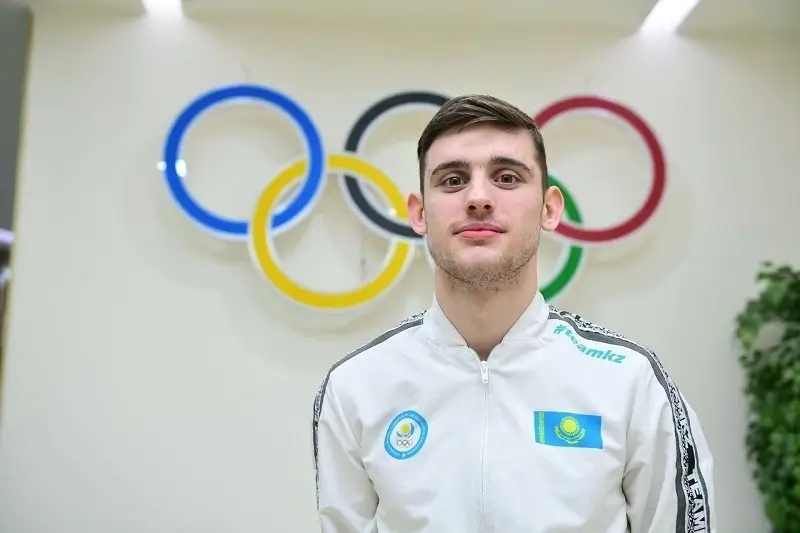 Данил Мусабаев завоевал олимпийскую лицензию по батутной гимнастики