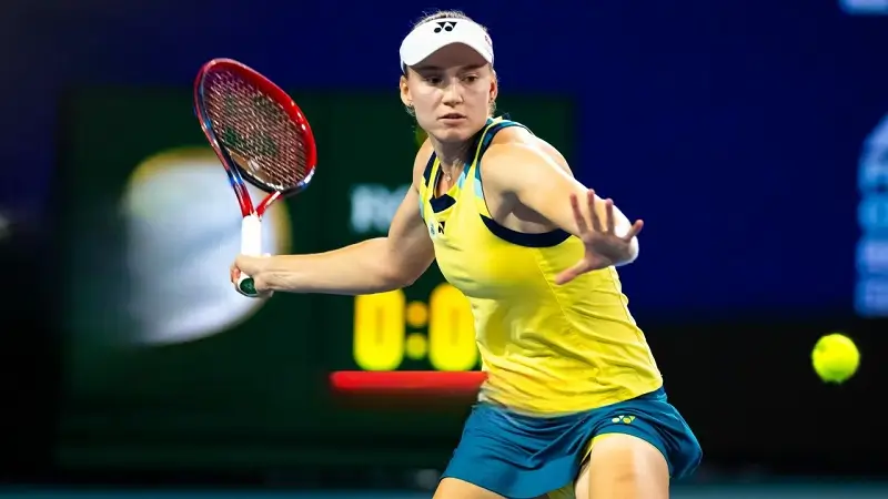 Елена Рыбакина вышла в полуфинал WTA-1000 в Майами