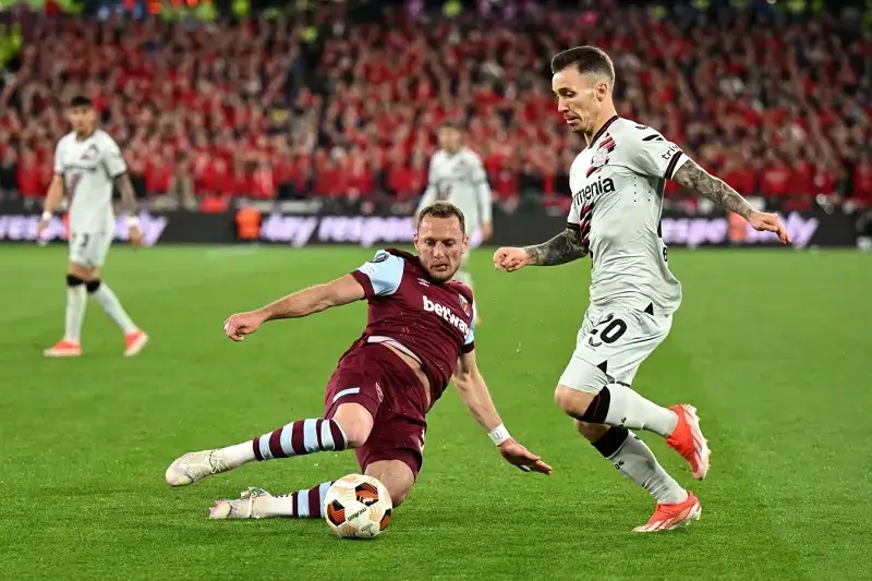 "Байер" вышел в полуфинал Лиги Европы