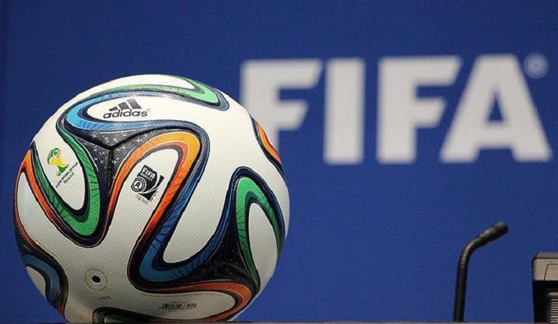 ФИФА может разрешить европейским клубам играть сезон в США