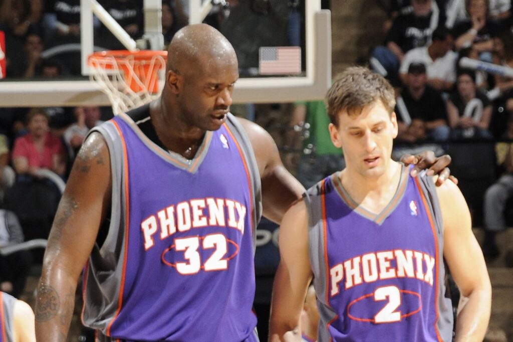 hi res 80852050 shaquille oneal and gordan giricek of the phoenix suns crop north