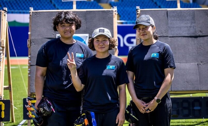 Казахстанская женская команда стрелков