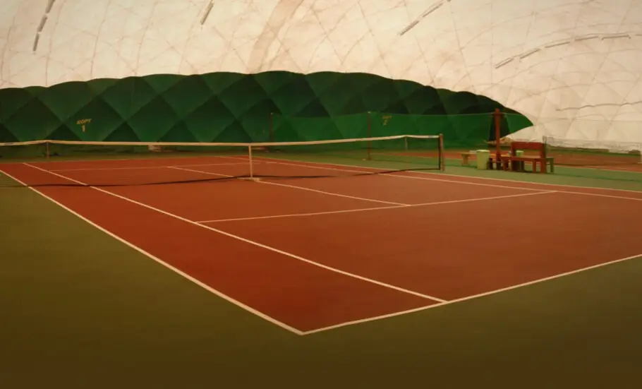термины в теннисе "корт"