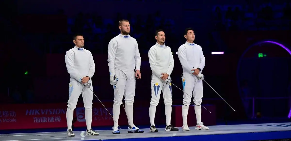 Сен-Мор-де-Фоссе, Франция – Мужская сборная Казахстана по фехтованию