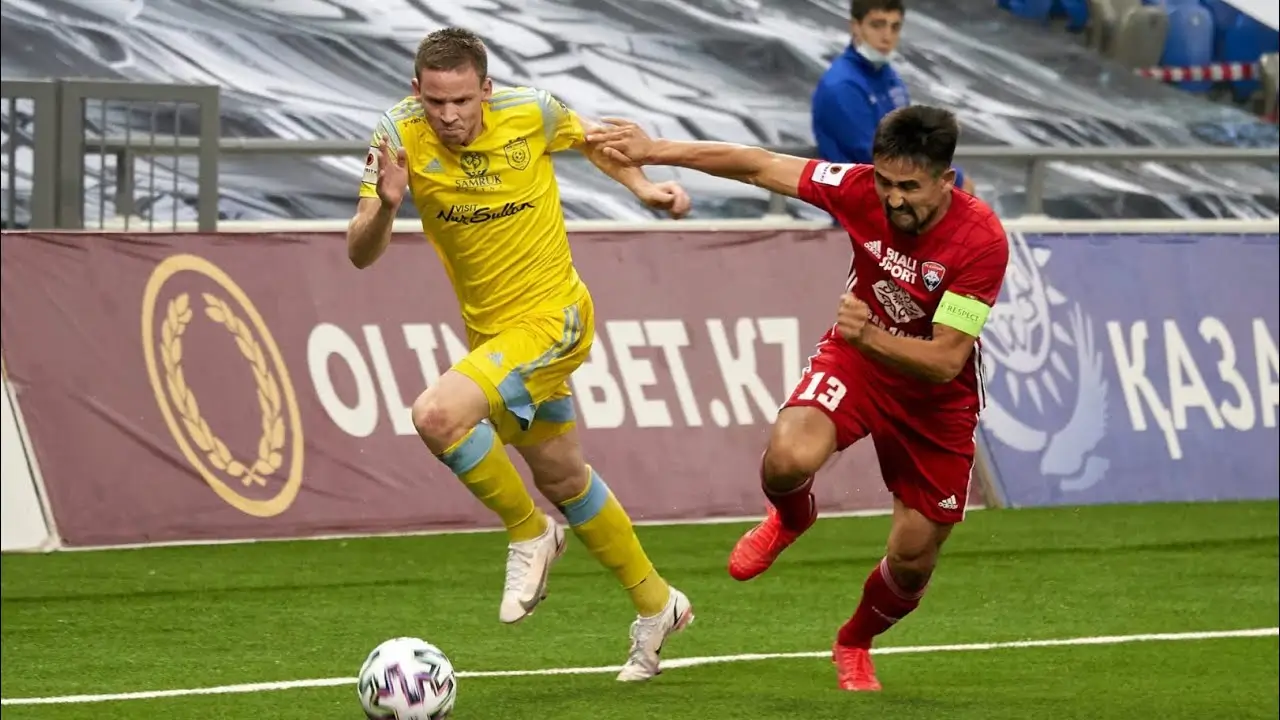 матч Казахстанской Премьер-Лиги между "Астаной" и "Кайсаром"