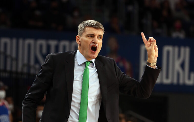 Anadolu Efes Istanbul v Unics Kazan Turkish Airlines EuroLeague