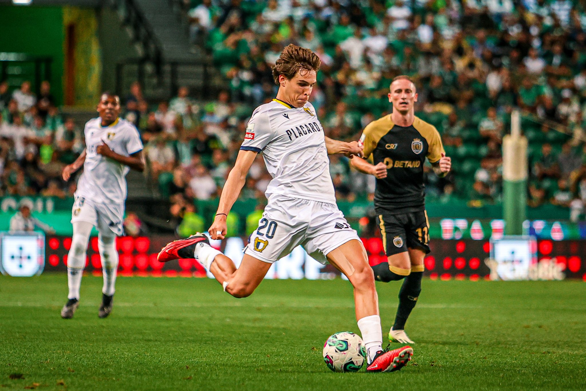 Спортинг Фамаликан