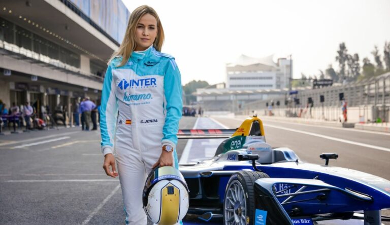F1 Academy: неліктен әйелдер автоспорты сабырлықты қажет етеді