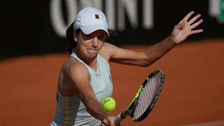 Анна Данилина завершила борьбу в первом круге парного разряда турнира WTA в Рабате