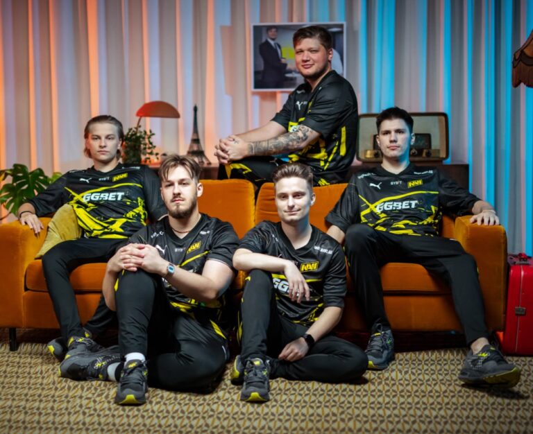 Известный кастер раскритиковал решение NAVI по замене в составе Dota 2