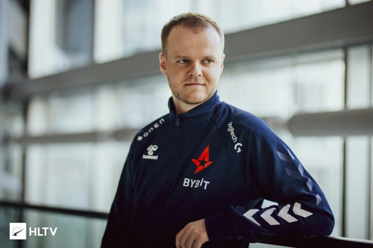 Ассистент тренера MOUZ Xyp9x рассказал о своих тренерских амбициях