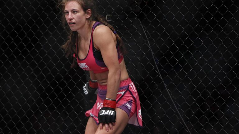 UFC-дің бұрынғы чемпионы Миша Тейт Де-Мойндегі маңызды жекпе-жекке дайындалуда
