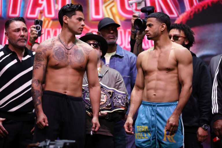 Чемпион WBC Адамес подтвердил переговоры о бое с Жанибеком Алимханулы