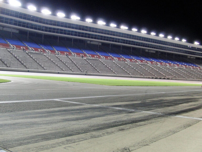 Как реконфигурация превратила Texas Motor Speedway в одну из самых сложных трасс