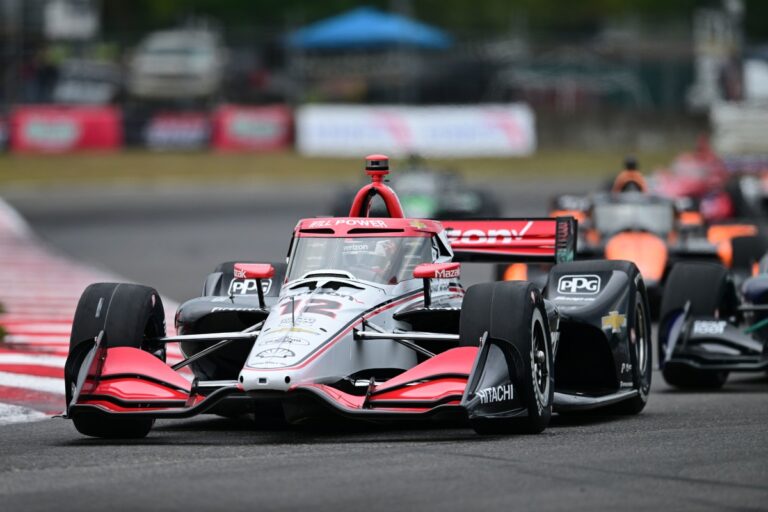 Палоу IndyCar жарысы алдында Барбер трассасында поул алды