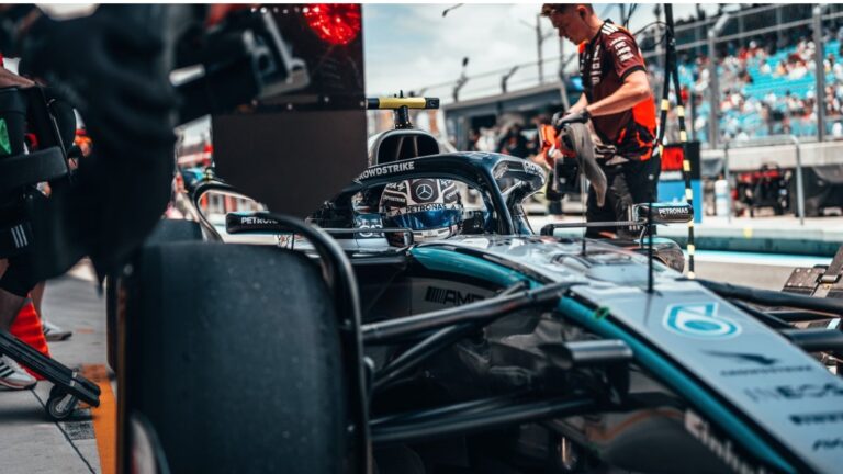 Руководитель McLaren раскритиковал Red Bull за создание ложного нарратива
