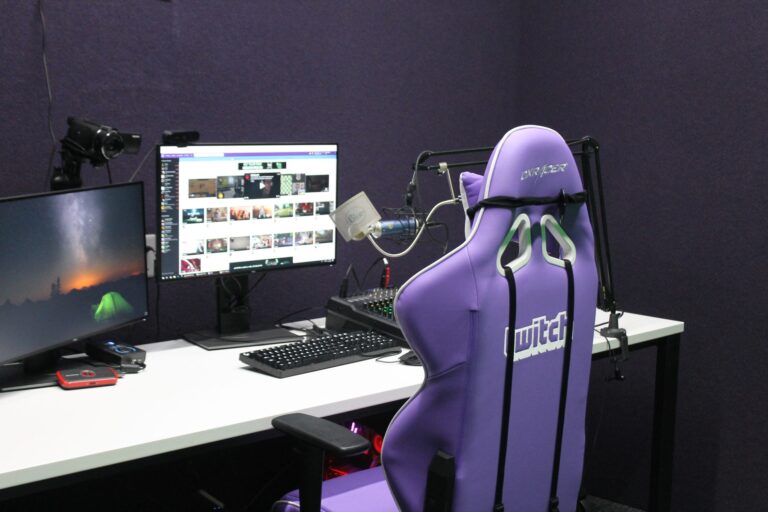 Dota 2 стримері LenaGol0vach Twitch-те қате бан алды