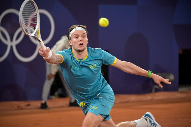 Қазақстандық теннисші Омарханов ATP рейтингінде 32 позицияға көтерілді