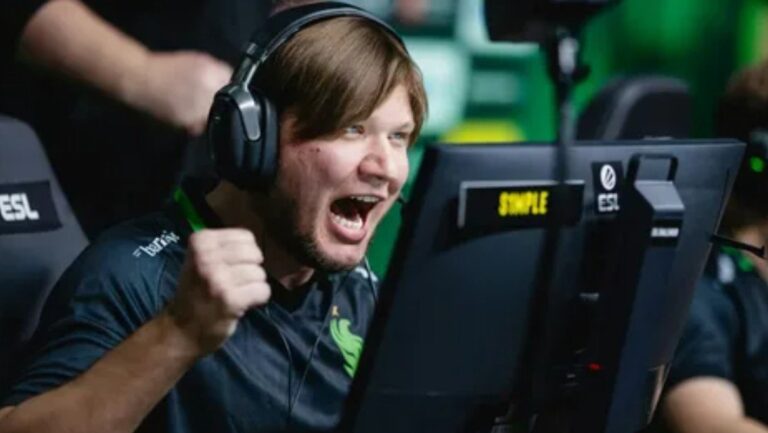 S1mple ZywOo-ны CS2-дегі үздік ойыншы деп атап, Vitality-мен кездескісі келеді