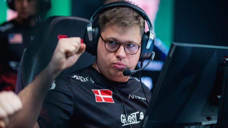 Пчелкин поставил под сомнение решение FaZe подписать s1mple