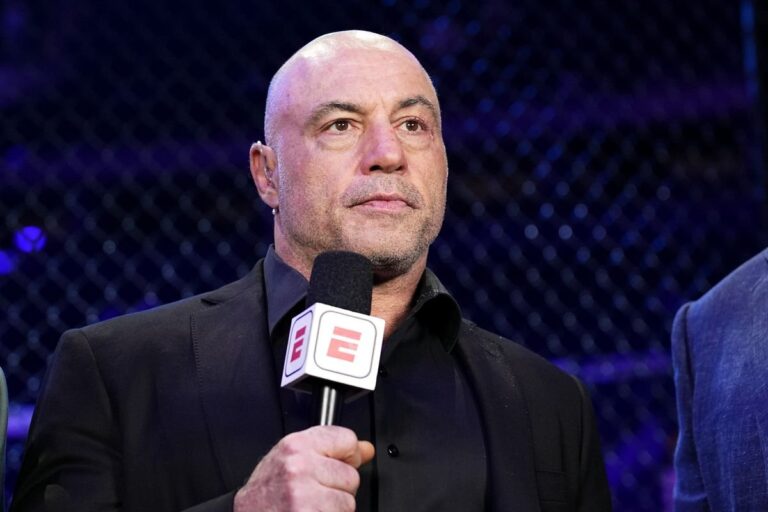 Джо Роган не считает Хабиба величайшим легковесом в истории UFC