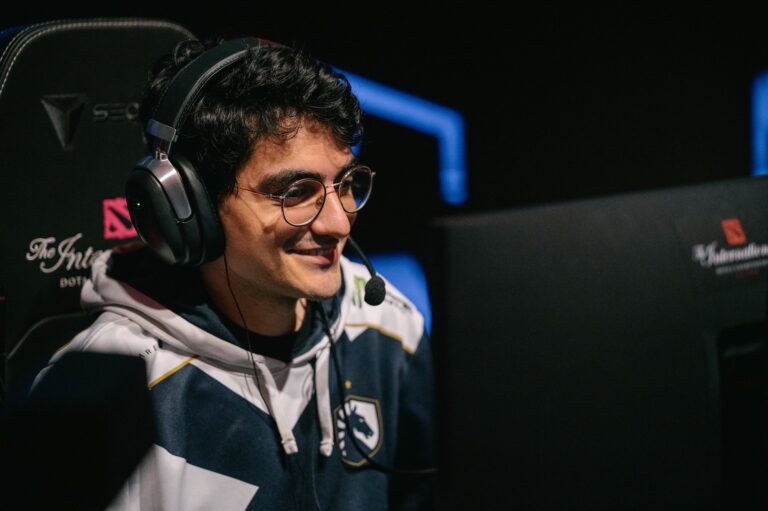 Игрок Team Liquid пытался пройти в клуб по странице тиммейта в Liquipedia