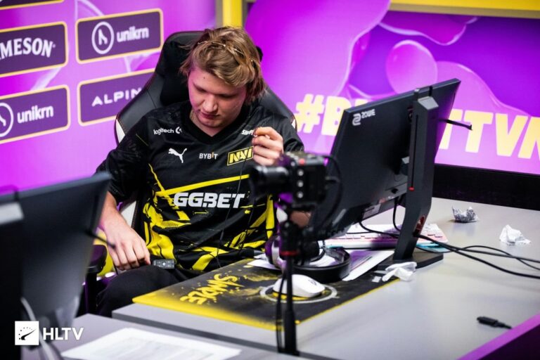 Fame из VP оценил временный переход s1mple в FaZe Clan