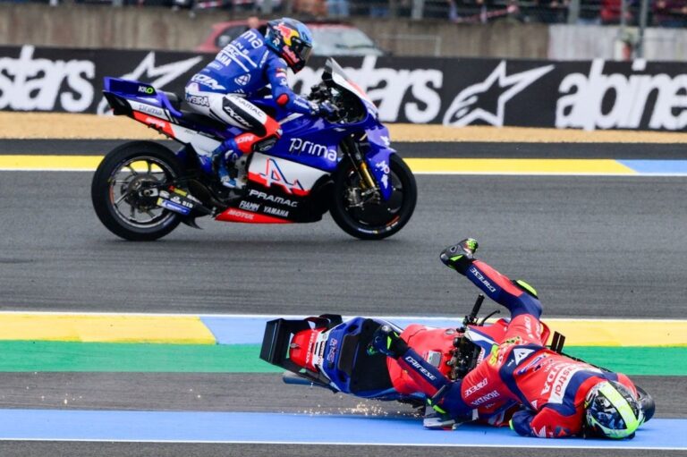 Чемпион MotoGP Жоан Мир получил серьезную травму на Гран-при Франции