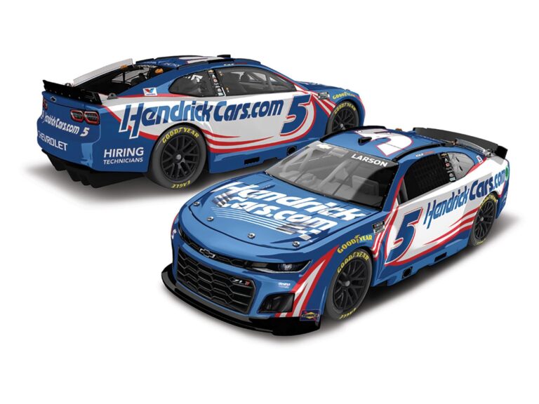 Кайл Ларсон NASCAR Next Gen көліктеріндегі озу мәселелері туралы пікір білдірді