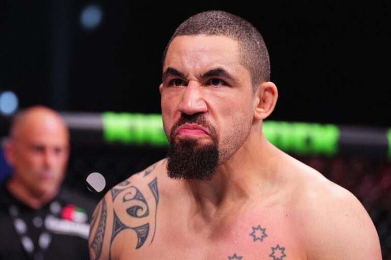 Абу-Дабиде Роберт Уиттакердің қатысуымен UFC турнирі өтеді